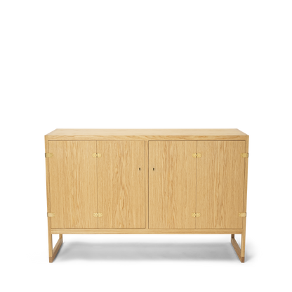 BMO057 SIDEBOARD