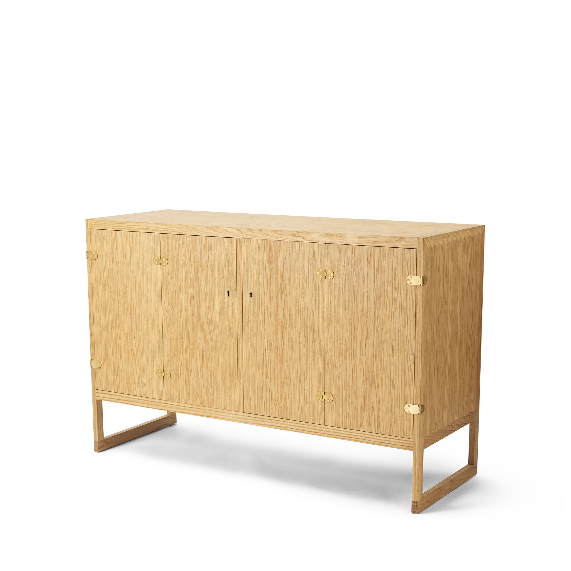 BMO057 SIDEBOARD