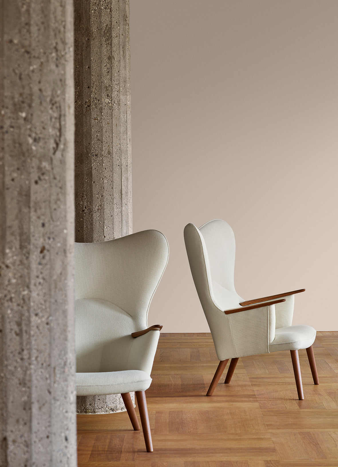 LM92C METROPOLITAN CHAIR