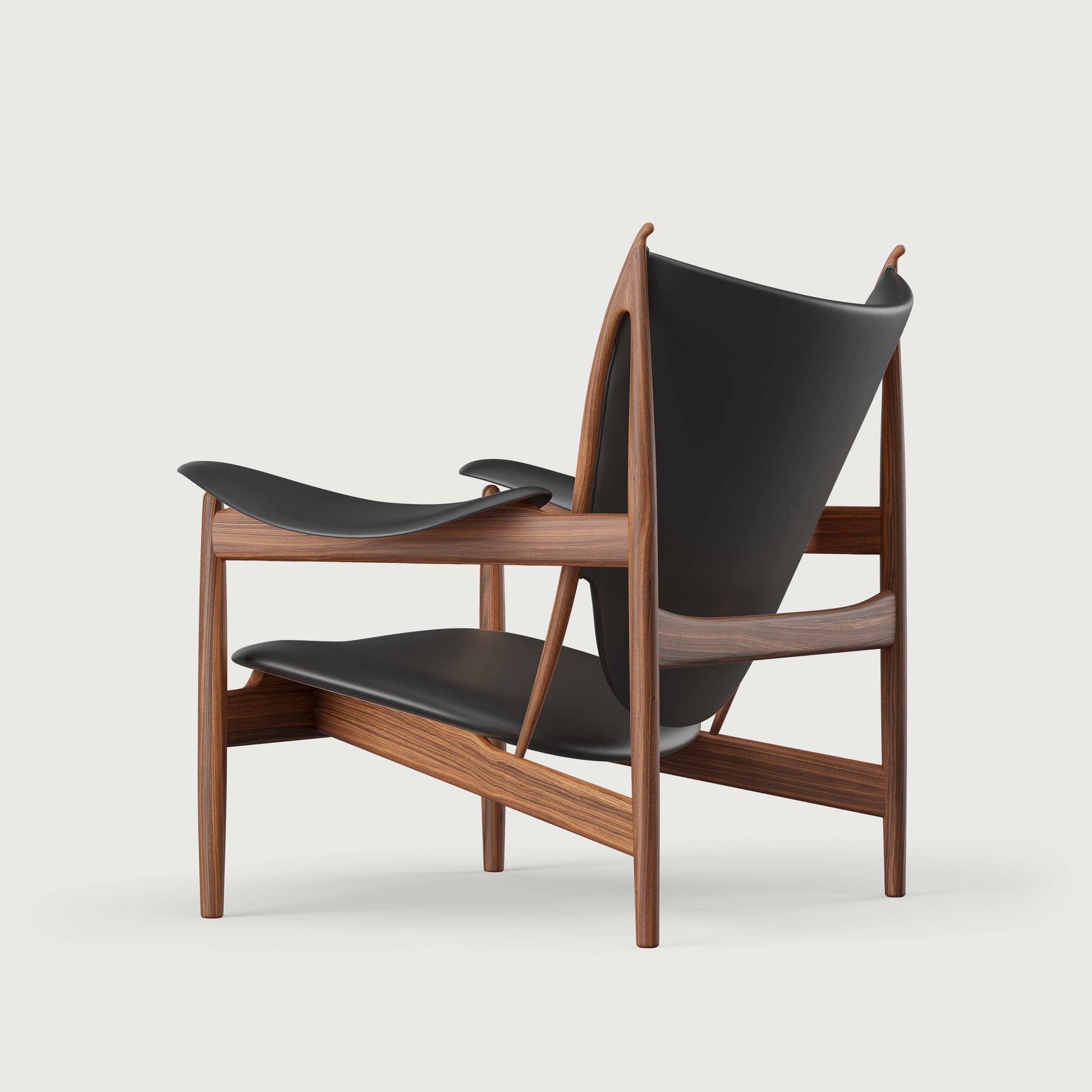 THE CHIEFTAIN CHAIR by House of Finn Juhl #Walnut/Vegetal | 98 | Black