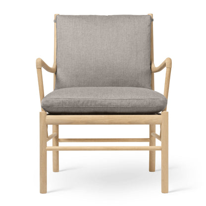 OW149 | Colonial Chair by Carl Hansen & Søn #Oak/Soaped/Fabric | Re-wool | 128