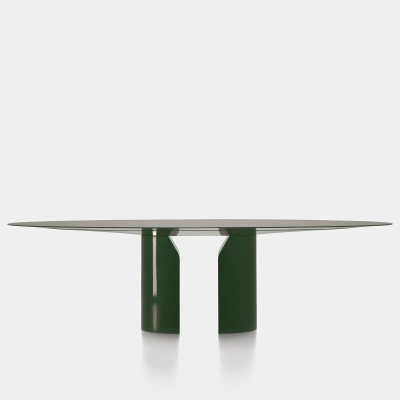 NVL TABLE - Oval table.
