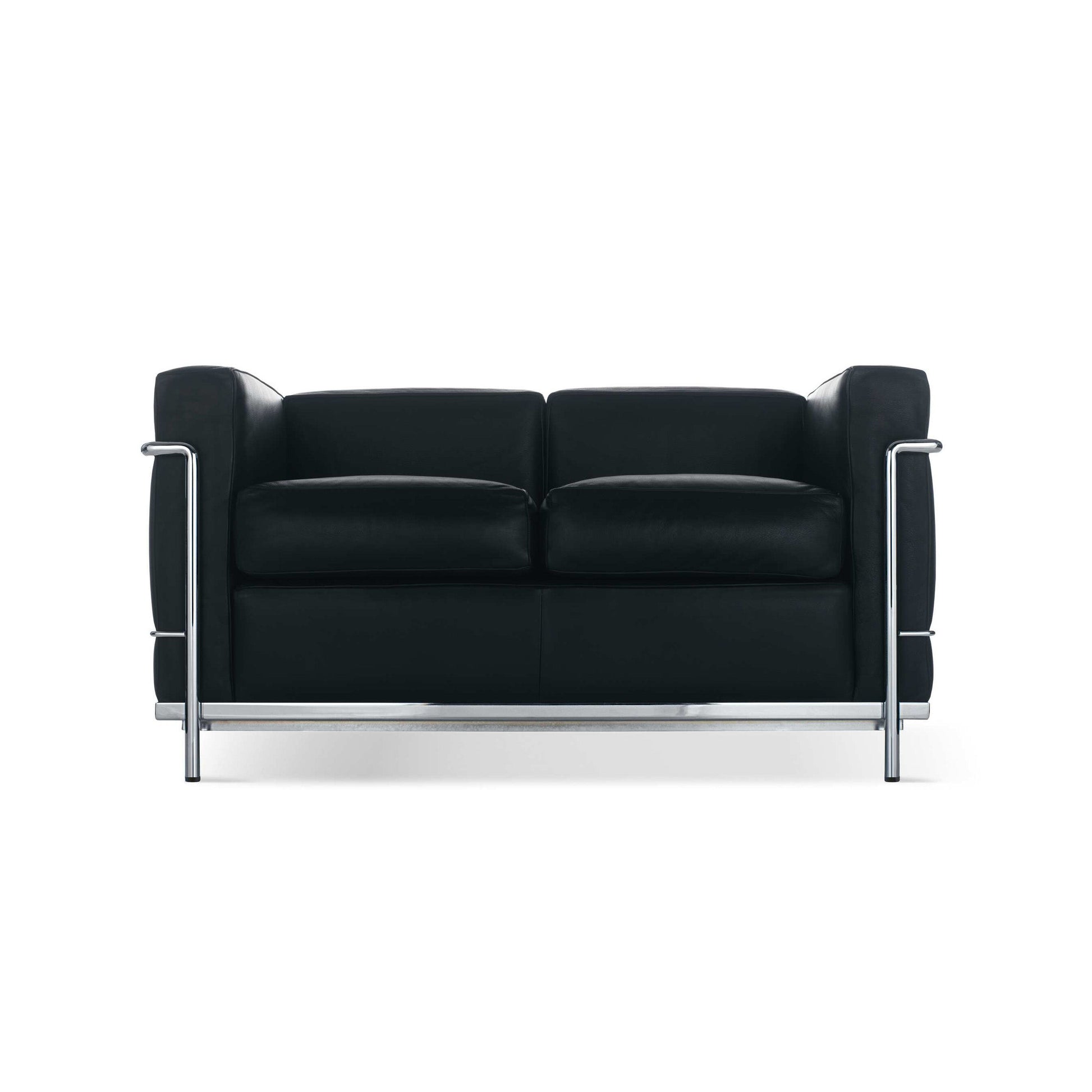 LC2 - 2-seater leather sofa.
