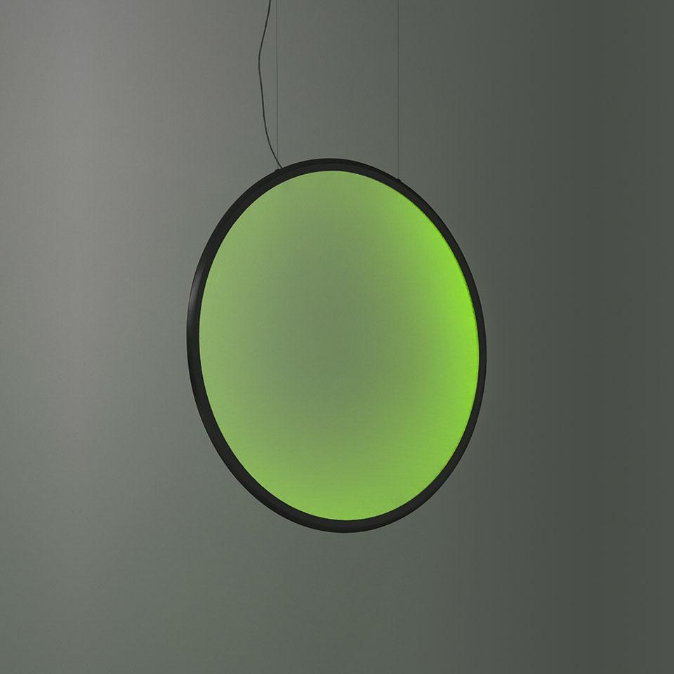Discovery Vertical 70 Suspension Lamp.
