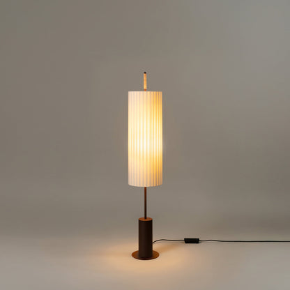 Dórica - LED metal floor lamp