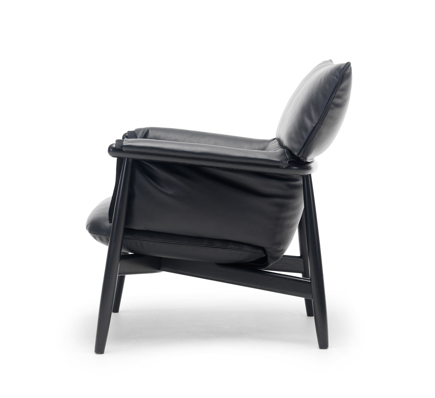 EO15 EMBRACE LOUNGE CHAIR