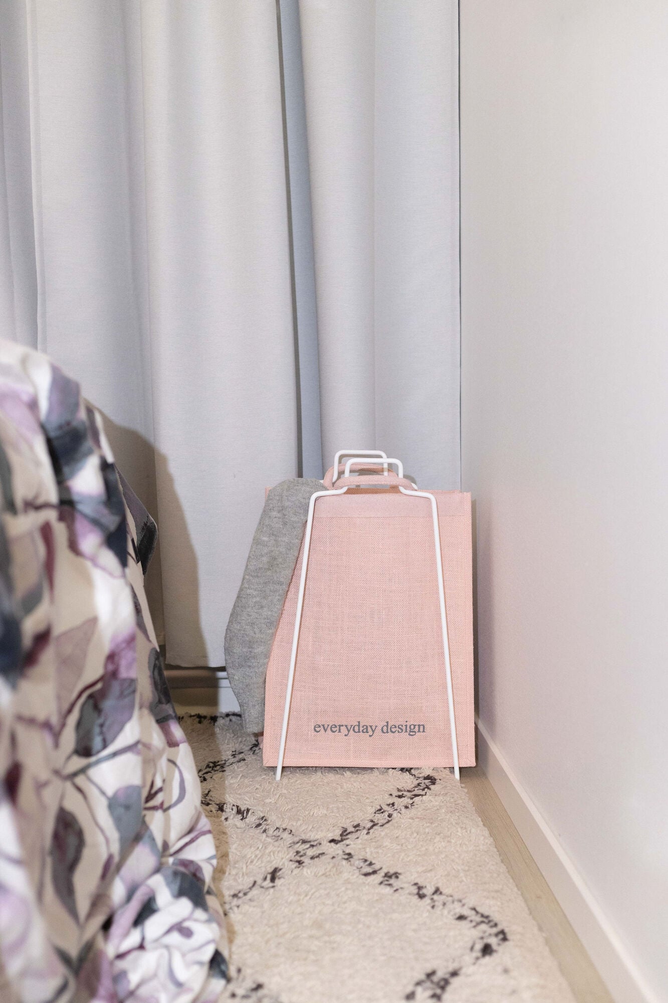 Helsinki bag holder, white