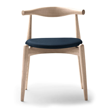 CH20 | Elbow Chair