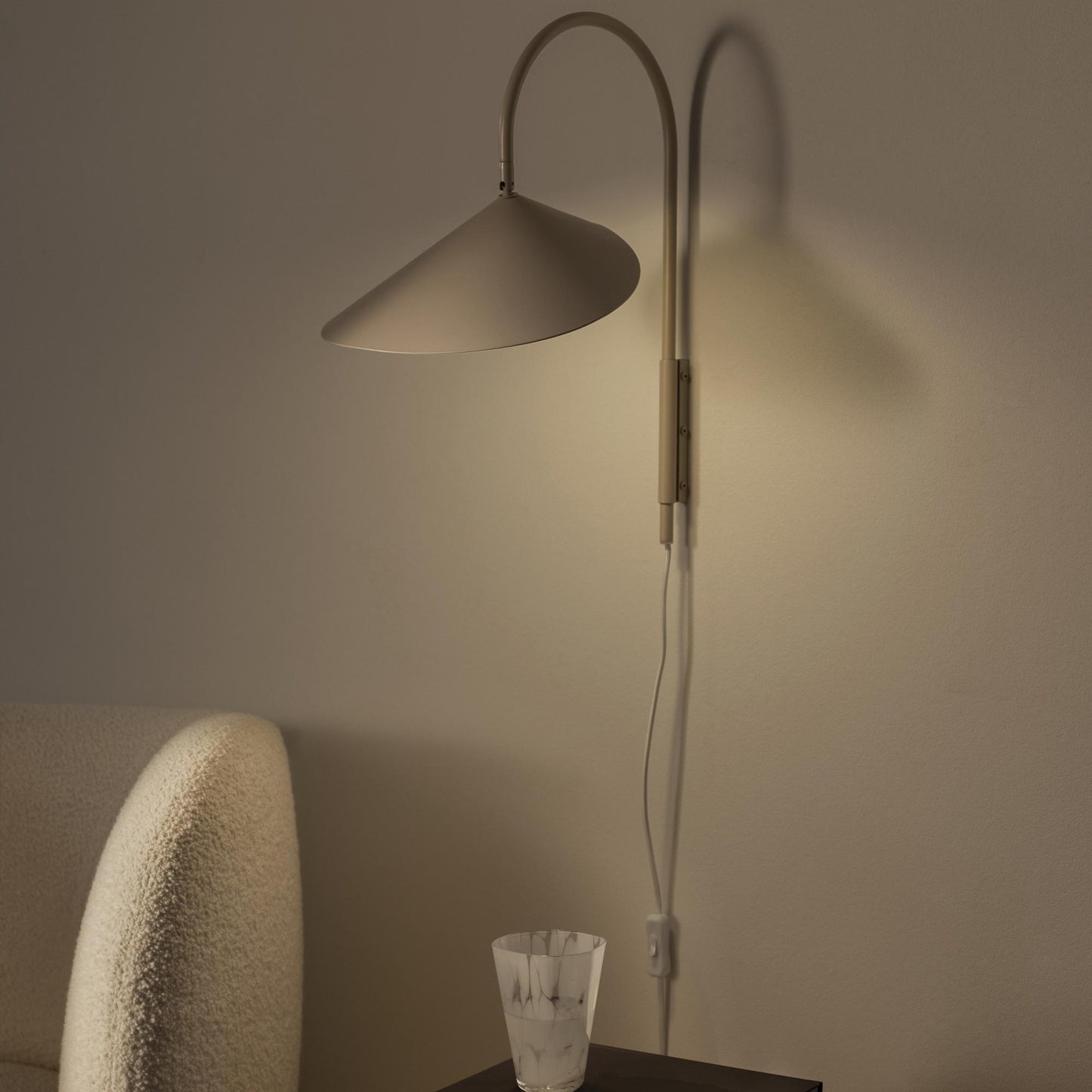 Ferm Living Arum Swivel Wall Lamp Cashmere