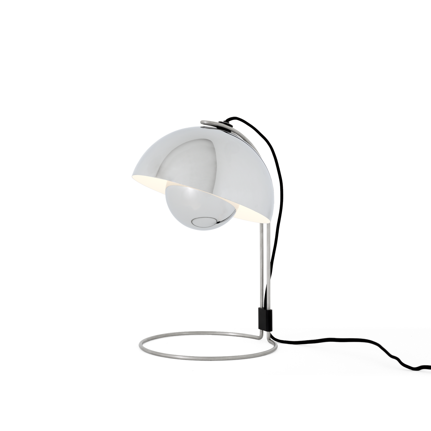 Flowerpot VP4 Table Lamp by &tradition #Chrome