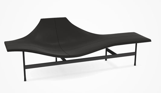 Terminal 1 Chaise Longue.
