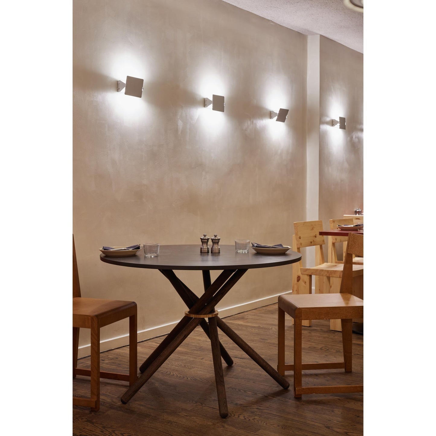 Eberhart Hector 105 Dining Table Light Concrete/Light Oak