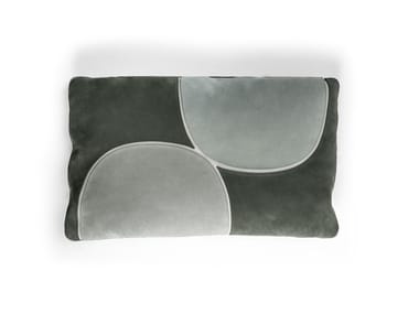 IKIPERU - Rectangular leather cushion (Request Info).