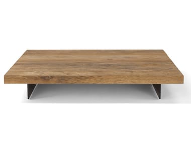 TAU - Square wooden coffee table  by Amura