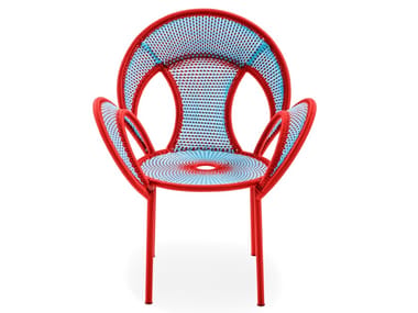 BANJOOLI - Polyethylene threads handwoven chair with armrests (Request Info).