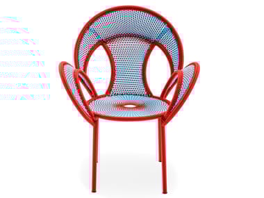 BANJOOLI - Polyethylene threads handwoven chair with armrests (Request Info).