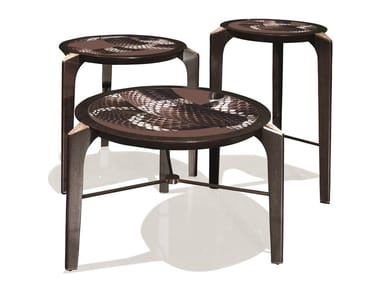 BREEZE - Round iroko garden side table by Visionnaire
