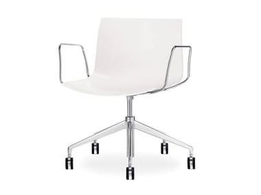 CATIFA 53 - Swivel chair with 5-spoke base with armrests (Request Info).