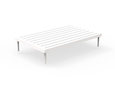 CLEOSOFT-ALU - Low aluminium garden side table (Request Info).