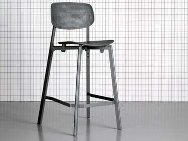 COLANDER - High stool with back (Request Info).