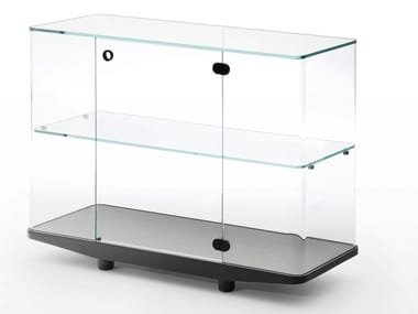 COLLECTOR - Crystal display cabinet.