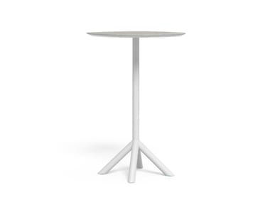 CORAL - Garden table in aluminum and top in porcelain stoneware (Request Info).