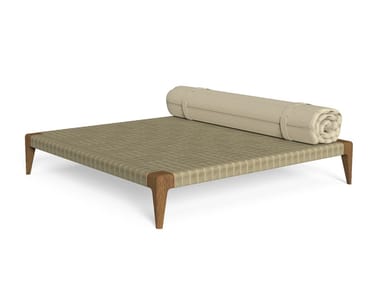 CRUISE TEAK - Square garden side table (Request Info).