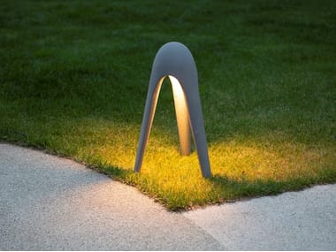 CYBORG OUTDOOR - LED fiber cement bollard light (Request Info).