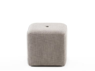 DOUBLE - Square mesh garden pouf (Request Info).