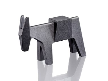 ETTORE - Cast iron decorative object (Request Info).