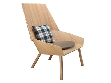 EUGENE - High-back oak armchair (Request Info).
