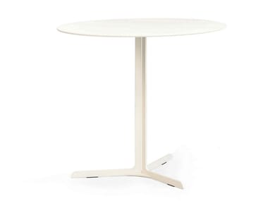 GARDEN - Round HPL garden table (Request Info).