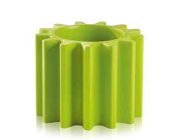 GEAR POT - Polyethylene vase (Request Info).