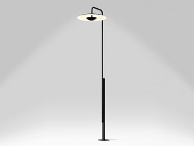 GINGER - LED metal garden lamp post (Request Info).