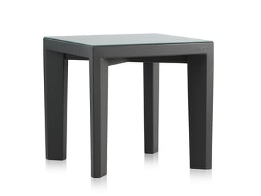GINO - Square polyethylene dining table (Request Info).