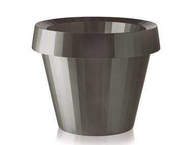 GI? TONDO - Polyethylene garden vase with Light (Request Info).