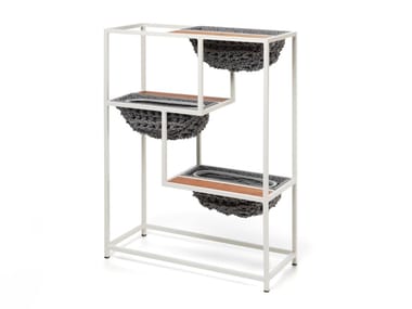 JACKIE - High powder coated aluminium planter (Request Info).