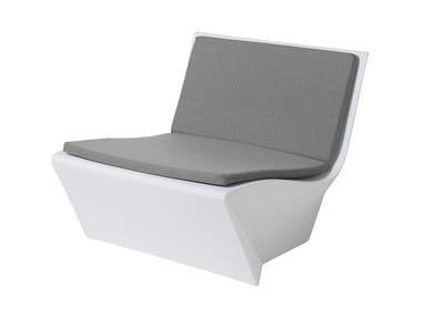 KAMI Ichi - Polyethylene armchair (Request Info).