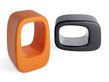 LAZY BONES - Polyethylene stool (Request Info).