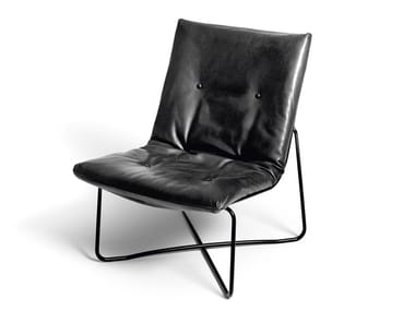 LC03 - Fabric easy chair with removable cover (Request Info).