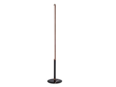 LINEA UNO - LED wooden floor lamp (Request Info).