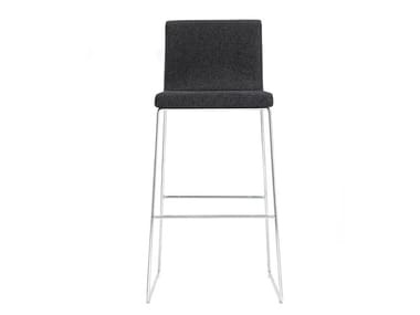LINEAL COMFORT BQ0599 - Upholstered sled base stool (Request Info).