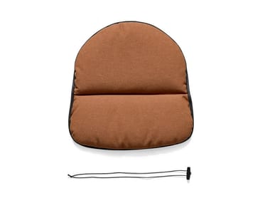 LIPS - Solid-color oval outdoor cushion (Request Info).