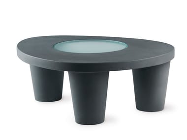 LOW LITA - Polyethylene garden side table (Request Info).