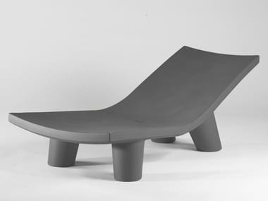 LOW LITA LOUNGE - Polyethylene Chaise longue (Request Info).