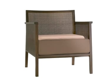 MANILA BU2031 - Beech armchair with armrests (Request Info).