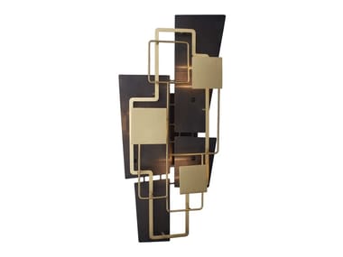MAP 2 - LED brass wall light (Request Info).