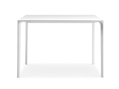 NUUR - Square table (Request Info).