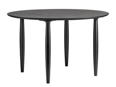 OKU - Round oak dining table (Request Info).