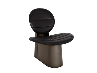 PILOTA - Upholstered easy chair (Request Info).